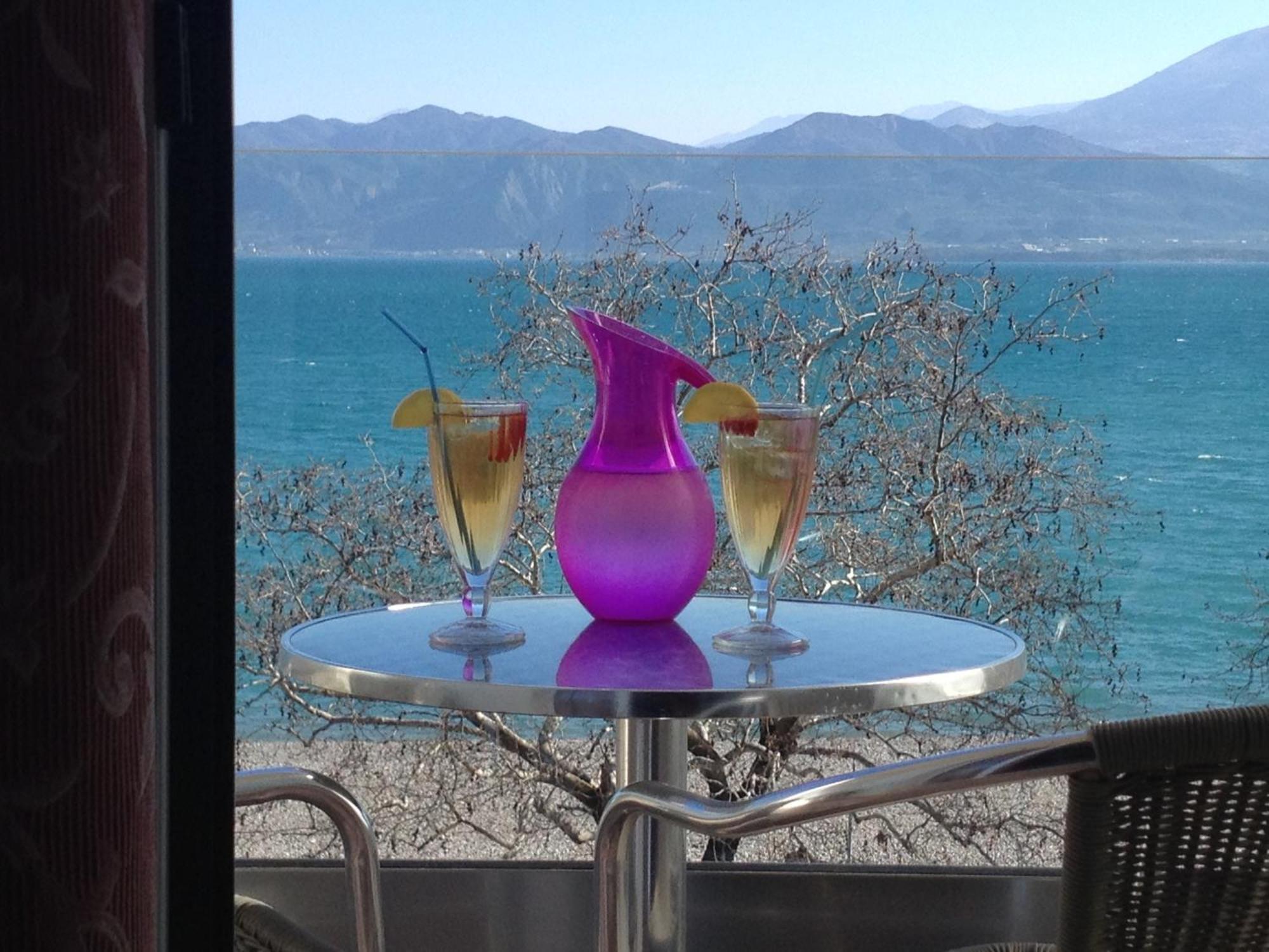 Plaza Hotel Nafpaktos Zewnętrze zdjęcie